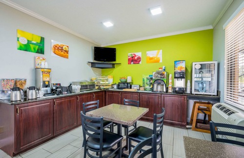 Cullman Hotel | Discover Quality Inn Cullman: Family-Friendly Comfort
