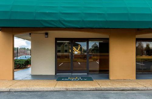 Culpeper Hotel | Budget-Friendly Quality Inn with Pet and Child Amenities