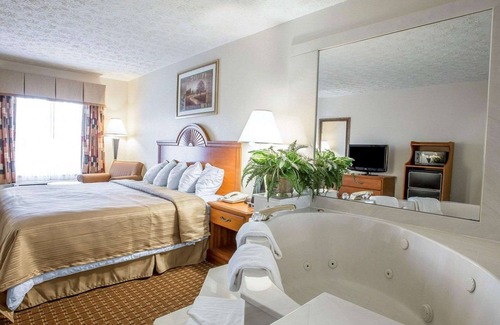 Dahlonega Hotel | Comfortable Stay at Quality Inn Dahlonega near University