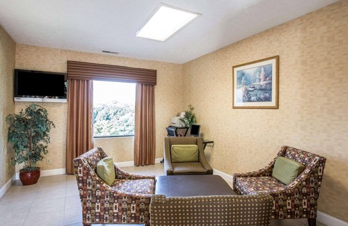 Dahlonega Hotel | Comfortable Stay at Quality Inn Dahlonega near University