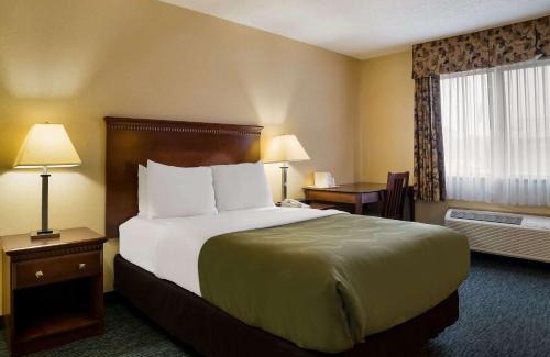 Grand Blanc Hotel | Quality Inn: Family-Friendly Comfort with Accessibility