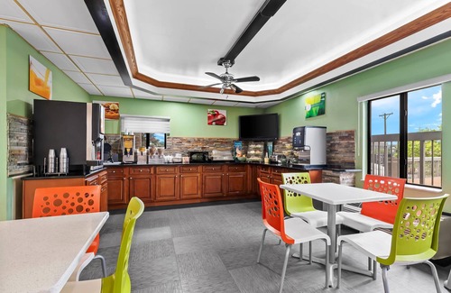 Lupton City Hotel | Affordable Quality Inn Hixson - Enjoy Comfort & Amenities