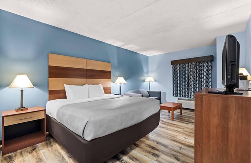 Lupton City Hotel | Affordable Quality Inn Hixson - Enjoy Comfort & Amenities