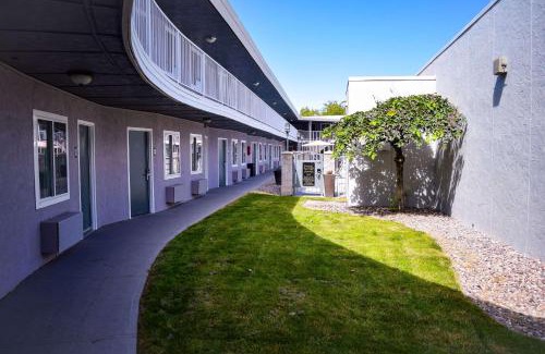 Idaho Falls Hotel | Pet-Friendly Quality Inn Idaho Falls with Pool Access