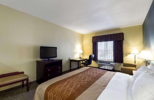 Ingleside Hotel | Relaxing Stay at Quality Inn Ingleside - Family Friendly