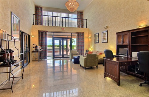 Ingleside Hotel | Discover Quality Inn Ingleside: Family-Friendly Amenities Await