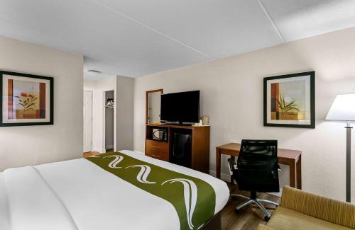 Savage-Guilford Hotel | Convenient Quality Inn Jessup - Family and Pet Friendly Stay