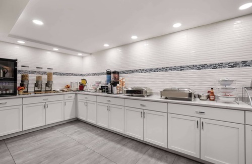 Joliet Hotel | Convenient Stay at Quality Inn Joliet with Restaurant & Breakfast