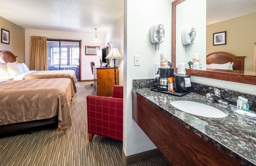 Keystone Hotel | Discover Quality Inn Keystone near Mount Rushmore