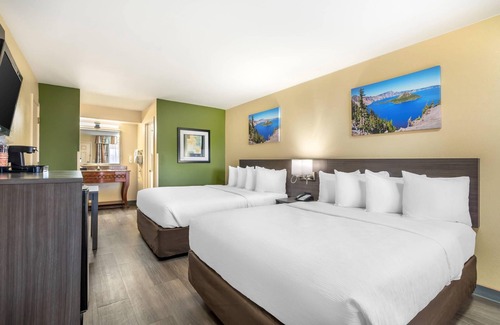 Klamath Falls Hotel | Pet-Friendly Quality Inn Klamath Falls near Crater Lake