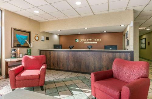 Manchester Hotel | Budget-Friendly Quality Inn: Ideal for Families and Kids