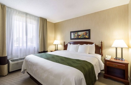 Marshall Hotel | Discover Quality Inn: Family-Friendly Escape with Spa & Pool