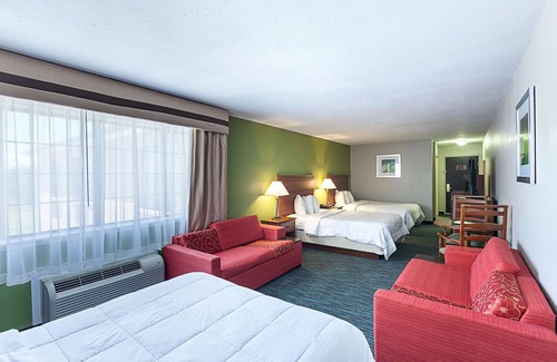Mesquite Hotel | Budget-Friendly Quality Inn Mesquite with Pool & Spa