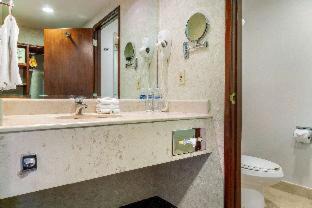 Guadalupe Hotel | Comfortable Quality Inn Monterrey La Fe with Pool & Breakfast