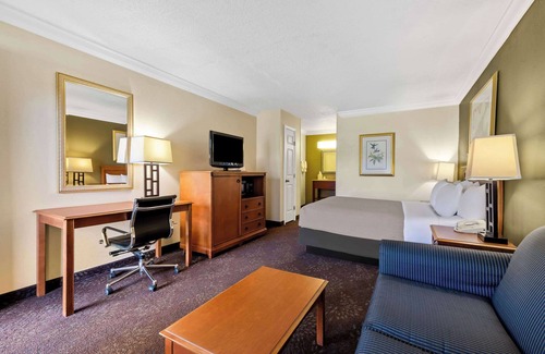 Morgan City Hotel | Discover Quality Inn Morgan City: A Family-Friendly Retreat