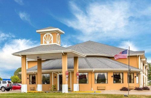 Morton Hotel | Convenient Quality Inn Morton: Pet-Friendly & Breakfast Included