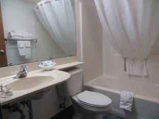 Mount Pleasant Hotel | Quality Inn: Family-Friendly Stay with Free Breakfast