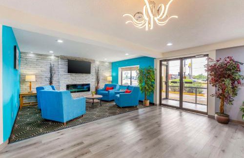Huron Hotel | Pet-Friendly Retreat at Quality Inn Huron with Pool Access