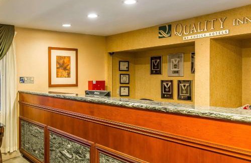 Ridgecrest Hotel | Comfortable Quality Inn with Pool Near China Lake Naval Station