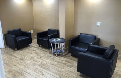 Reisterstown Station Hotel | Convenient Quality Inn Near Pimlico Racetrack with Breakfast