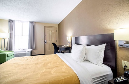 Pacific Hotel | Comfortable Stay at Quality Inn Near Six Flags St. Louis