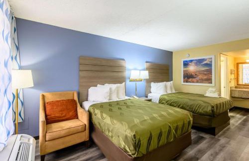 Read Boulevard East Hotel | Convenient Quality Inn New Orleans I-10 East for Families
