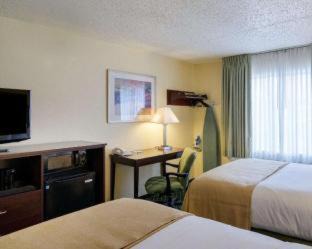 Newark Hotel | Comfortable Stays at Quality Inn with Oceanfront Views