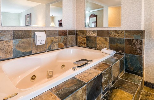Othello Hotel | Quality Inn: Family-Friendly Comfort with Delicious Breakfast