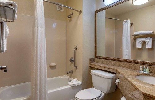Placentia Hotel | Comfortable Stay at Quality Inn Placentia Anaheim Fullerton
