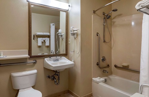 Placentia Hotel | Comfortable Stay at Quality Inn Placentia Anaheim Fullerton