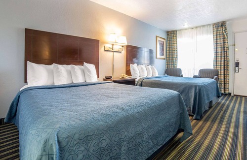 Rock Springs Hotel | Comfortable Stay at Quality Inn Rock Springs with Spa & Dining