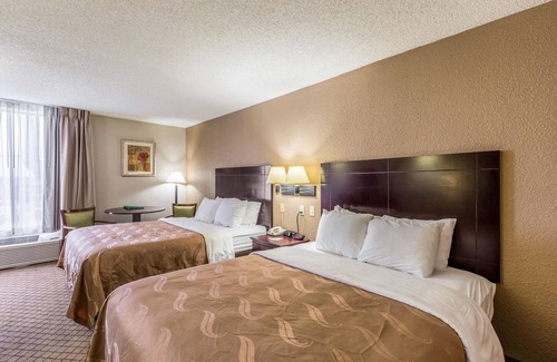 Rolla Hotel | Welcoming Quality Inn Rolla: Family-Friendly Amenities Await