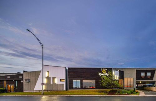 Rouyn-Noranda Hotel | Discover Quality Inn Rouyn-Noranda: Family-Friendly Comfort