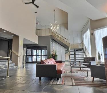 Rouyn-Noranda Hotel | Discover Quality Inn Rouyn-Noranda: Family-Friendly Comfort