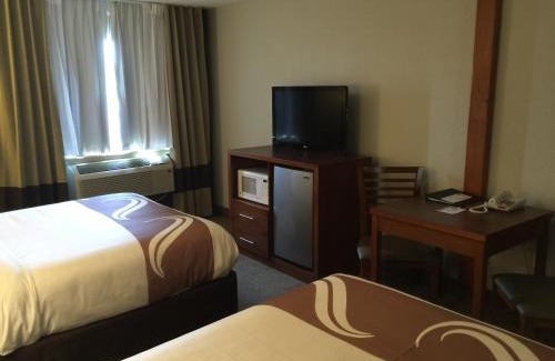 Salisbury Hotel | Budget-Friendly Quality Inn with Pet-Friendly Amenities