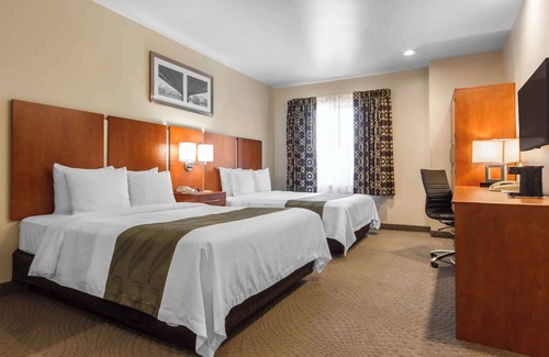 North San Jose Hotel | Stylish Quality Inn Near San Jose Airport with Great Amenities