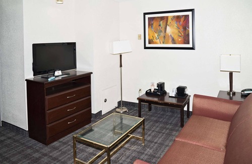 Seymour Hotel | Comfort and Convenience at Quality Inn Seymour I-65