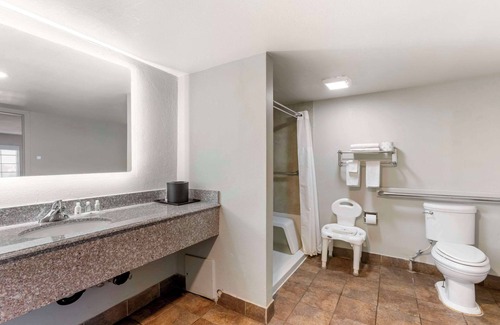 Show Low Hotel | Convenient Quality Inn Show Low: Family-Friendly Amenities