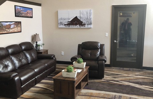 Spanish Fork Hotel | Comfortable Quality Inn Spanish Fork North with Breakfast