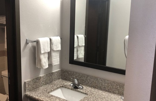 Spanish Fork Hotel | Comfortable Quality Inn Spanish Fork North with Breakfast