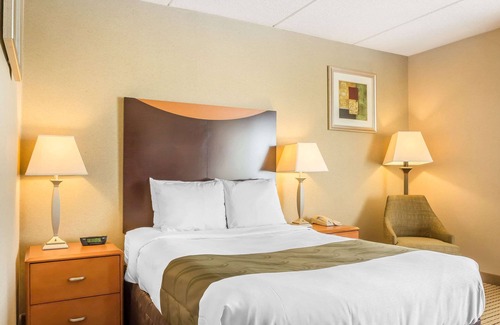 Spring Valley Hotel | Comfortable Quality Inn Spring Valley - Family-Friendly Stay