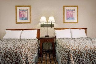 Merriam Park Hotel | Quality Inn St Paul Minneapolis Midway: Family-Friendly Retreat