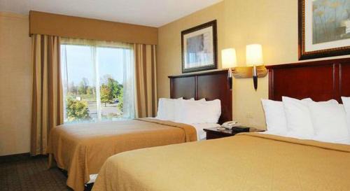 Trevose Hotel | Cozy Quality Inn & Suites: Family-Friendly Comfort Awaits