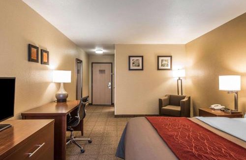 Bethany Hotel | Discover Quality Inn & Suites Bethany: Pet-Friendly Retreat