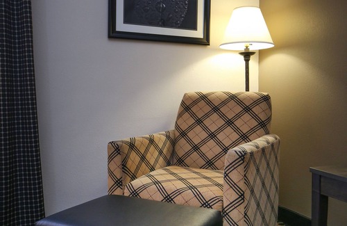 Boone Hotel | Inviting Quality Inn & Suites Boone - Ideal for Travelers