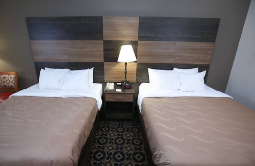 Boone Hotel | Inviting Quality Inn & Suites Boone - Ideal for Travelers