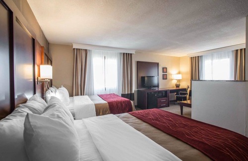 Boonville Hotel | Comfortable Quality Inn & Suites Boonville - Perfect for Families