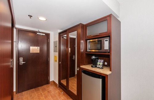 Val-d'Or Hotel | Eco-Friendly Quality Inn & Suites with Kitchen and Breakfast