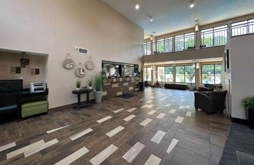 Exmore Hotel | Relax at Quality Inn & Suites Exmore with Great Amenities