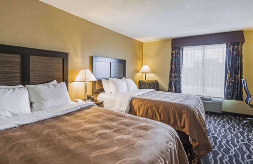 Eckhart Mines Hotel | Eco-Friendly Comfort at Quality Inn & Suites Frostburg
